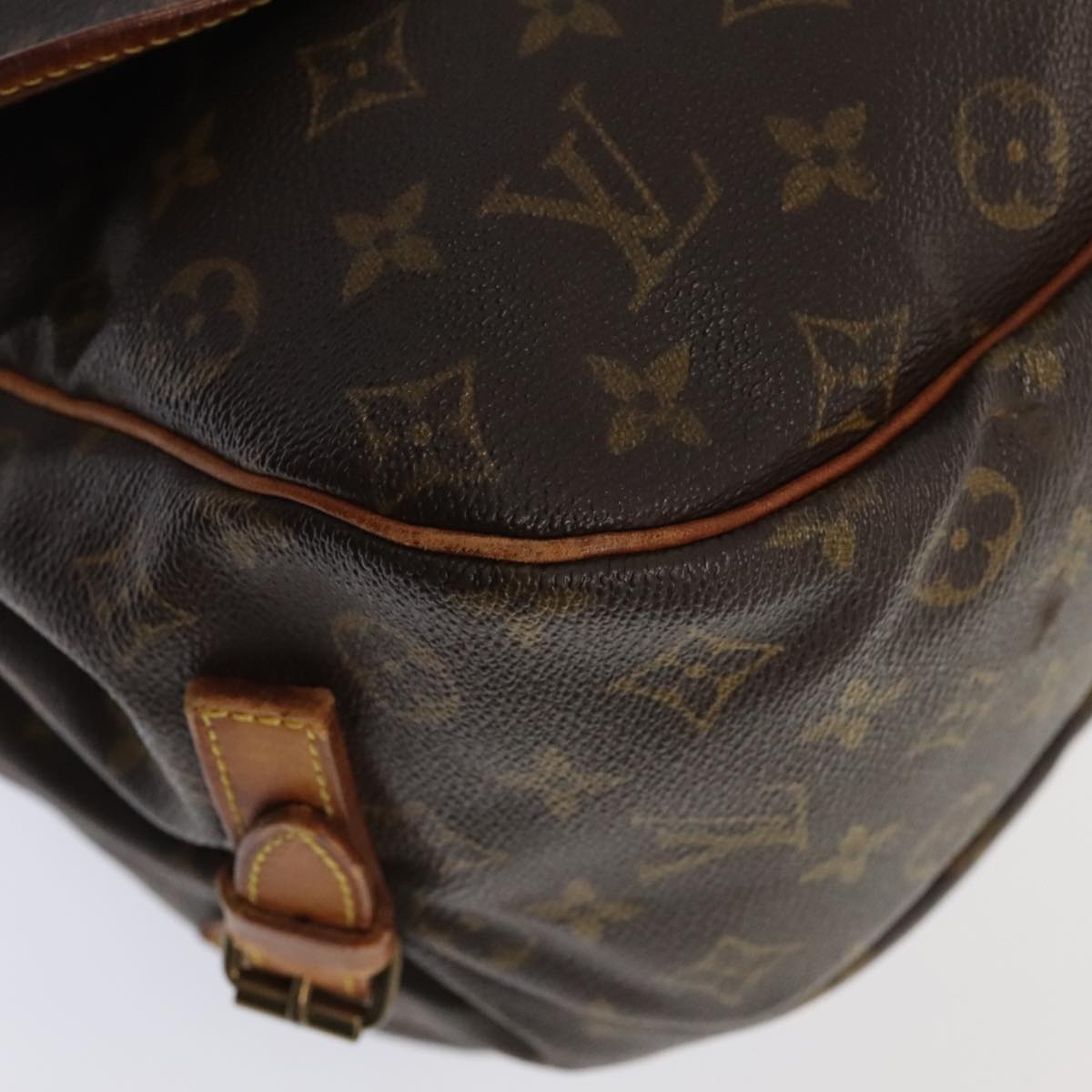 Louis Vuitton Saumur 35, Brown, Canvas, shoulder