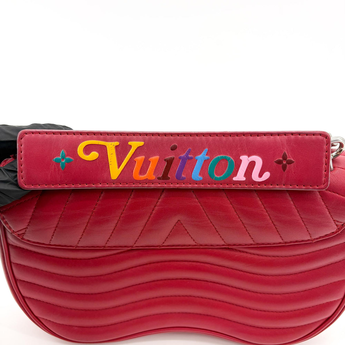 Louis Vuitton New Wave Chain Quilted Leather, Red, Leather, Handbag