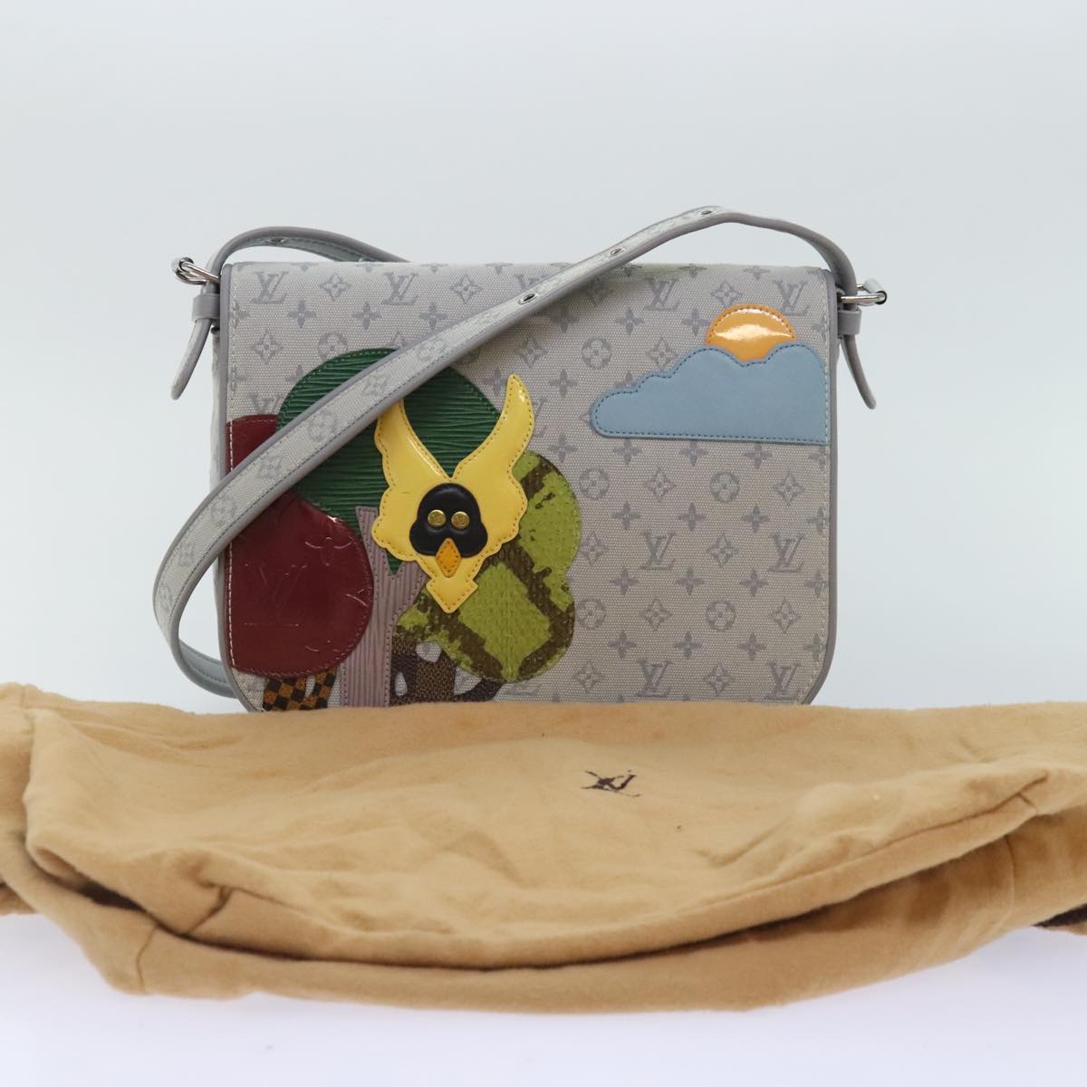 Louis Vuitton Conte De Fées, Grey, Canvas, shoulder