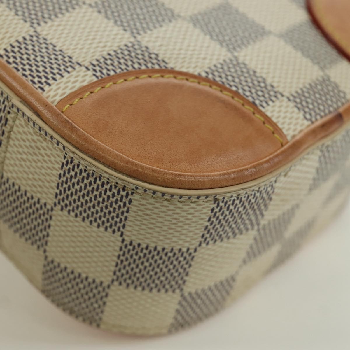 Louis Vuitton NeoKapi Handag Damier Ebene, Beige, Canvas, Clutch