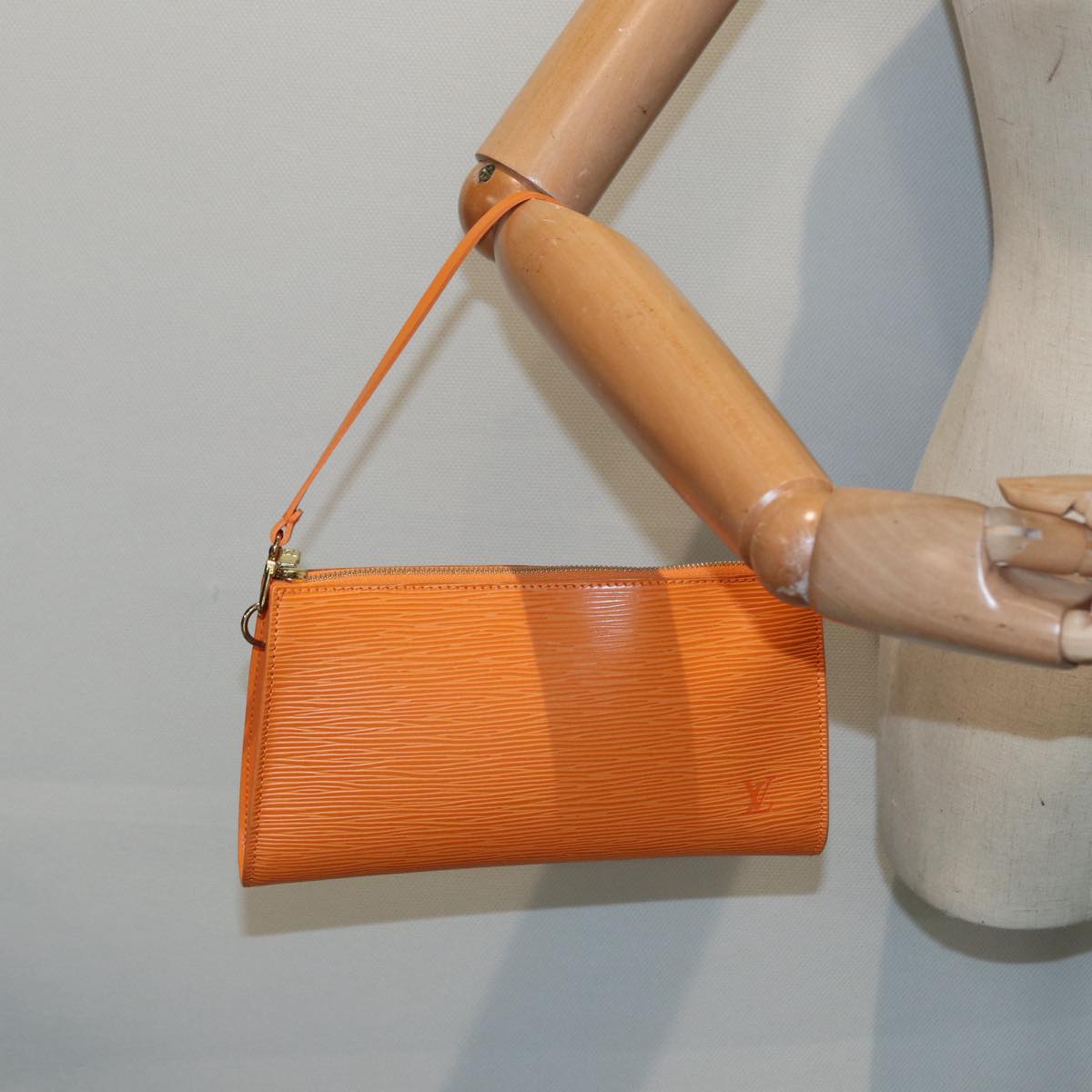 Louis Vuitton Pochette Accessoire, Orange, Leather, handbag