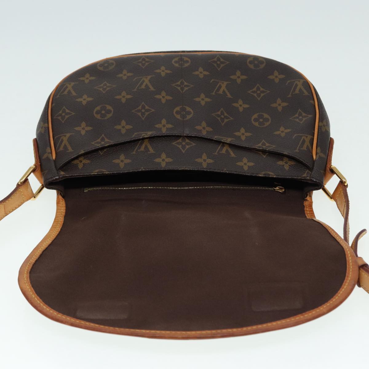 Louis Vuitton Menilmontant, Brown, Canvas, shoulder