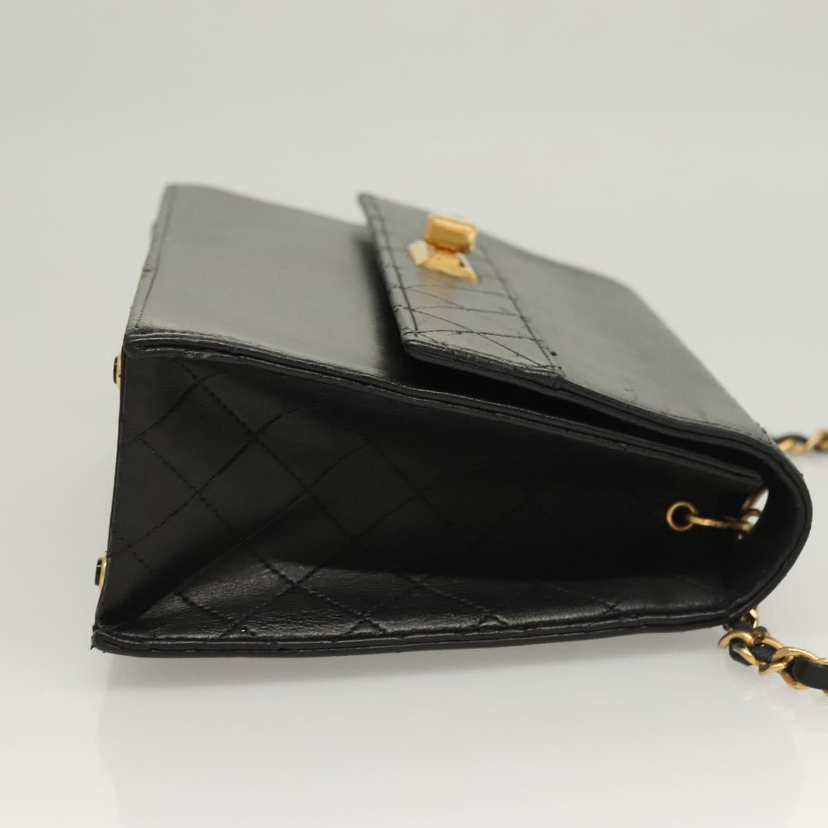 Chanel Trapèze, Black, Leather, shoulder
