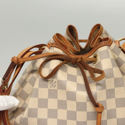 Louis Vuitton Noé, White, Canvas, shoulder