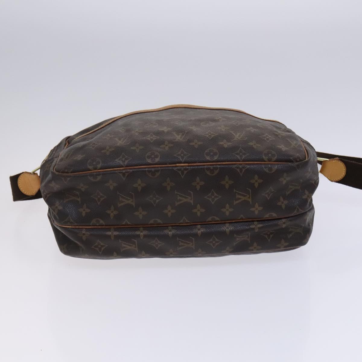 Louis Vuitton Reporter, Brown, Canvas, shoulder