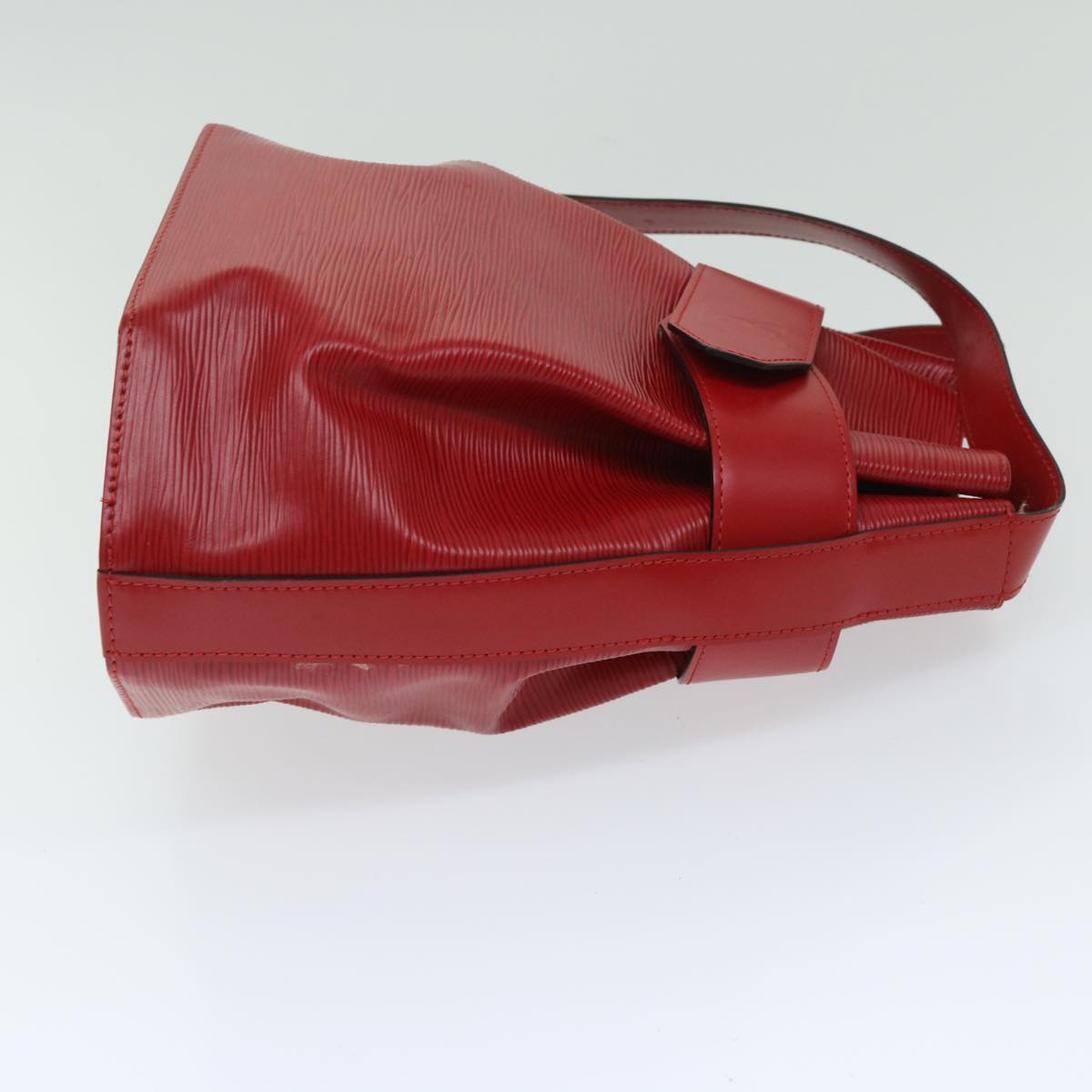 Louis Vuitton Sac d'épaule, Red, Leather, shoulder