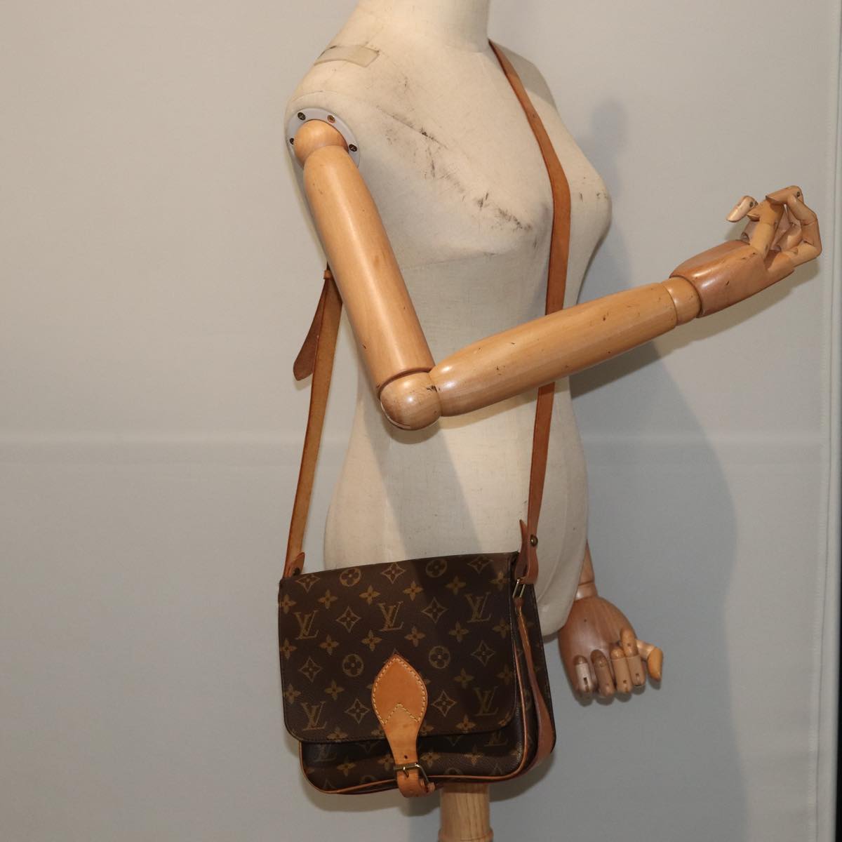 Louis Vuitton Cartouchière, Brown, Canvas, shoulder