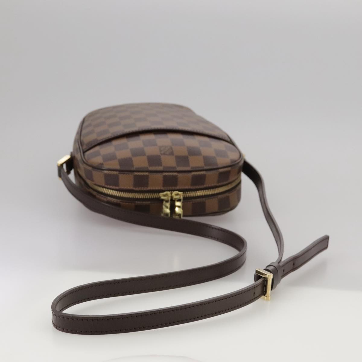 Louis Vuitton Ipanema, Brown, Canvas, shoulder