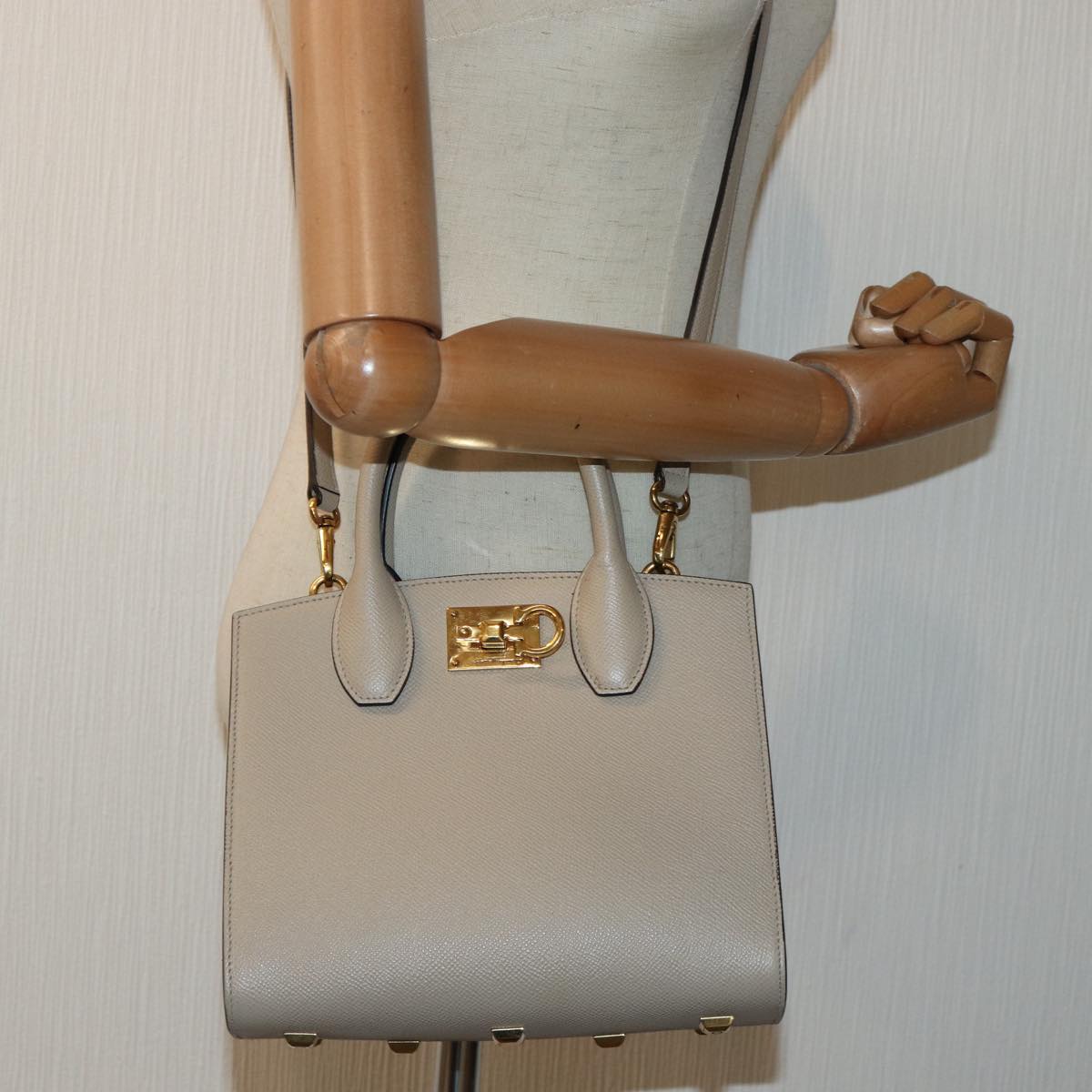 Salvatore Ferragamo Studio, Beige, Leather, handbag