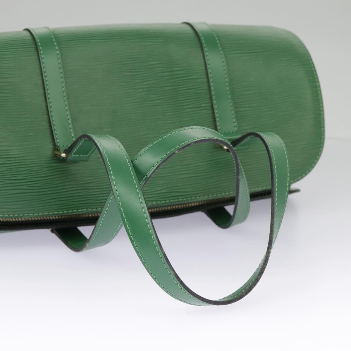 Louis Vuitton Soufflot, Green, Leather, handbag