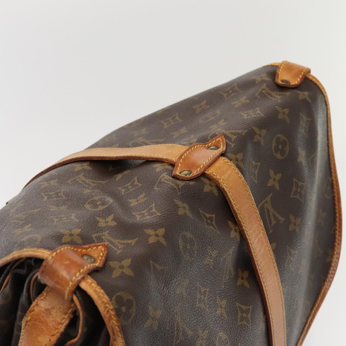 Louis Vuitton Saumur 35, Brown, Canvas, shoulder