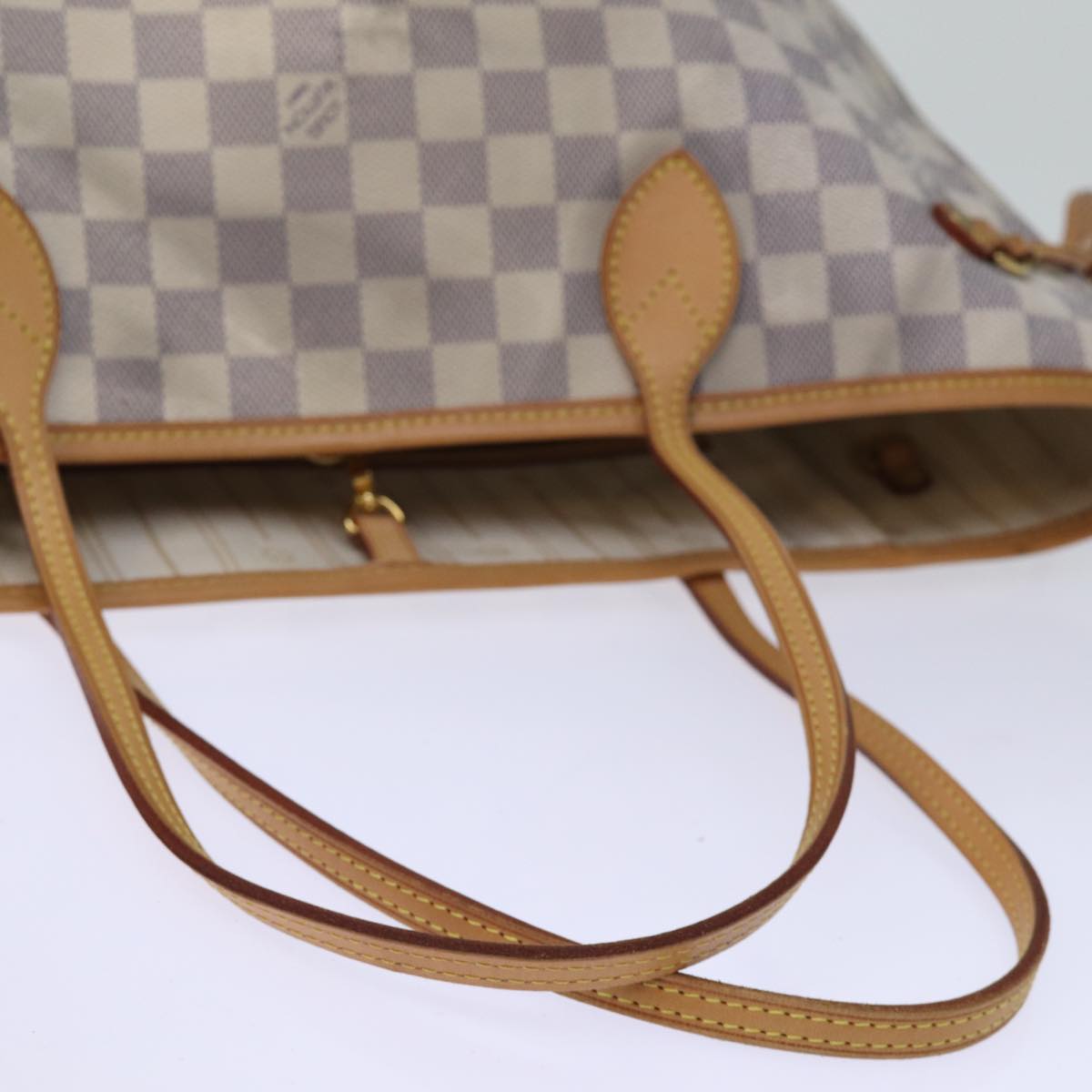 Louis Vuitton Neverfull MM, White, Canvas, tote