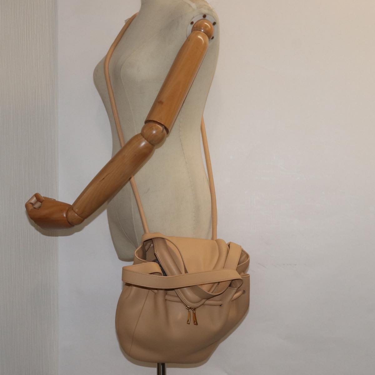 Bottega Veneta Beak, Beige, Leather, handbag