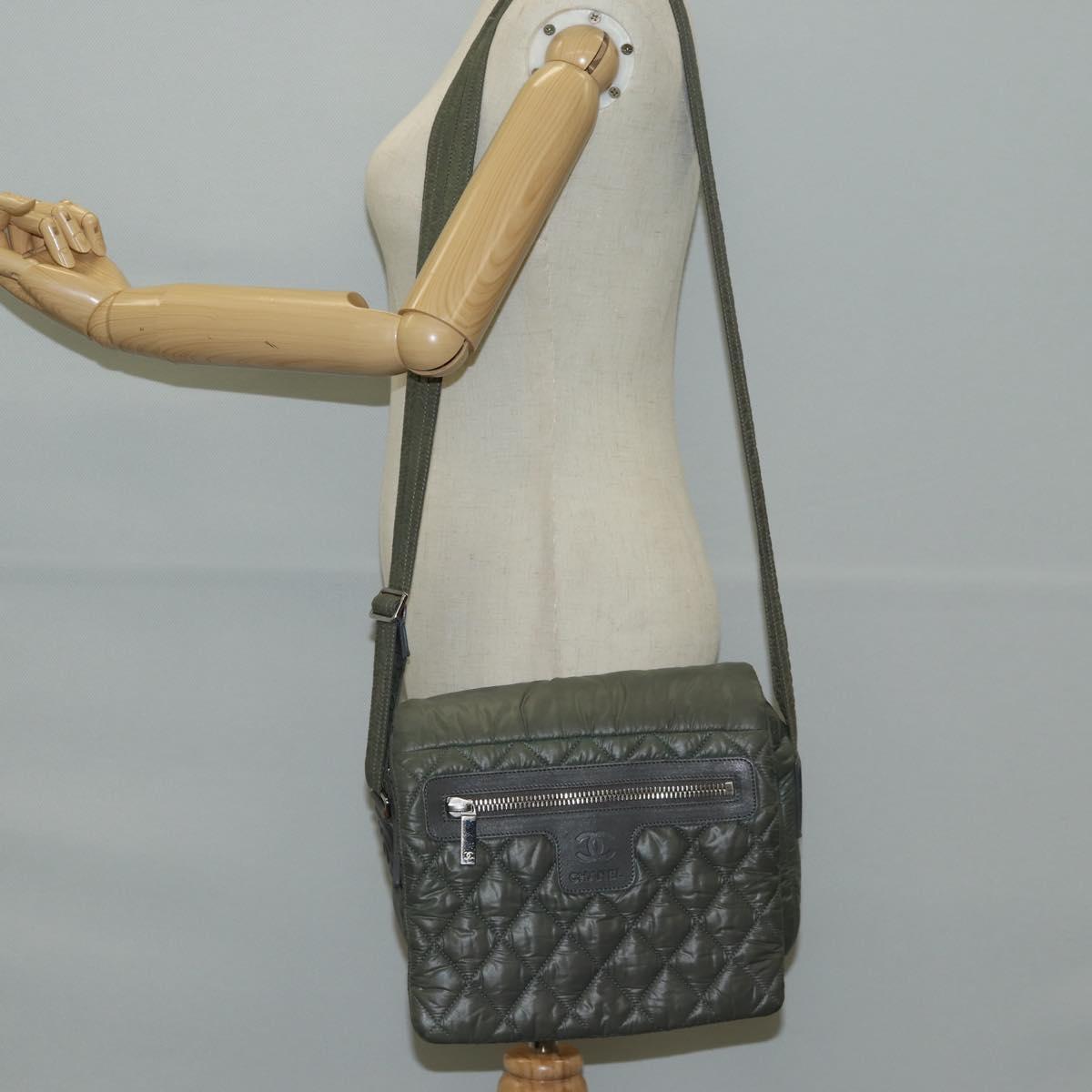 Chanel Coco Cocoon, Khaki, NYLON, shoulder