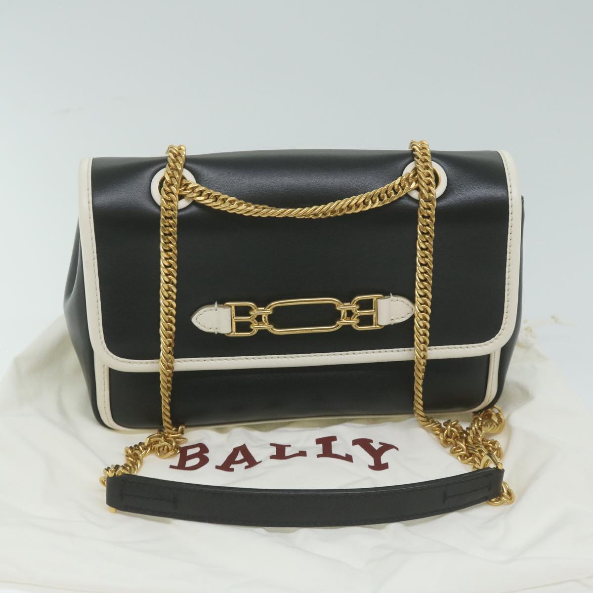 Bally, Black, Leather, shoulder