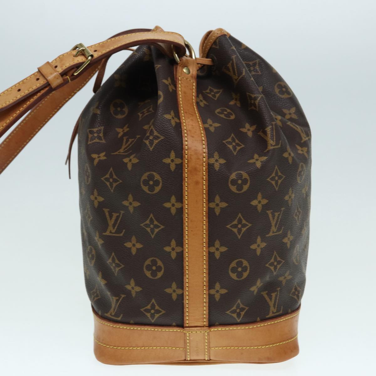 Louis Vuitton Noe, Brown, Canvas, shoulder