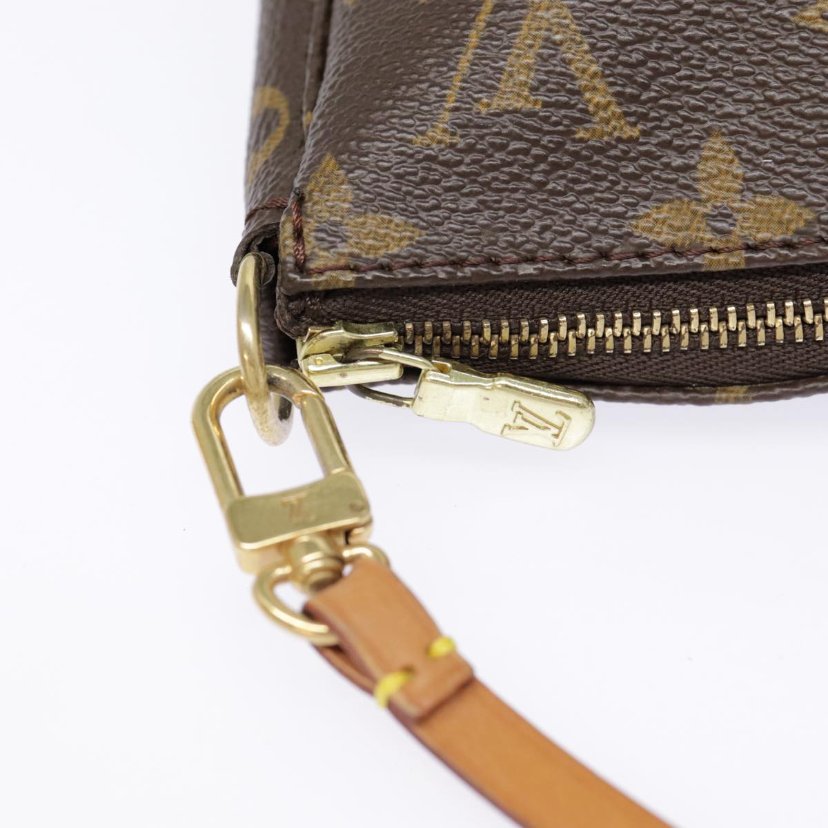 Louis Vuitton Pochette Accessoire, Brown, Canvas, clutch