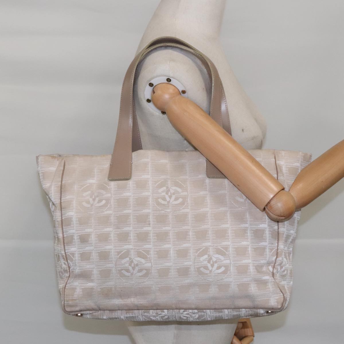 Chanel Travel line, Beige, Canvas, tote