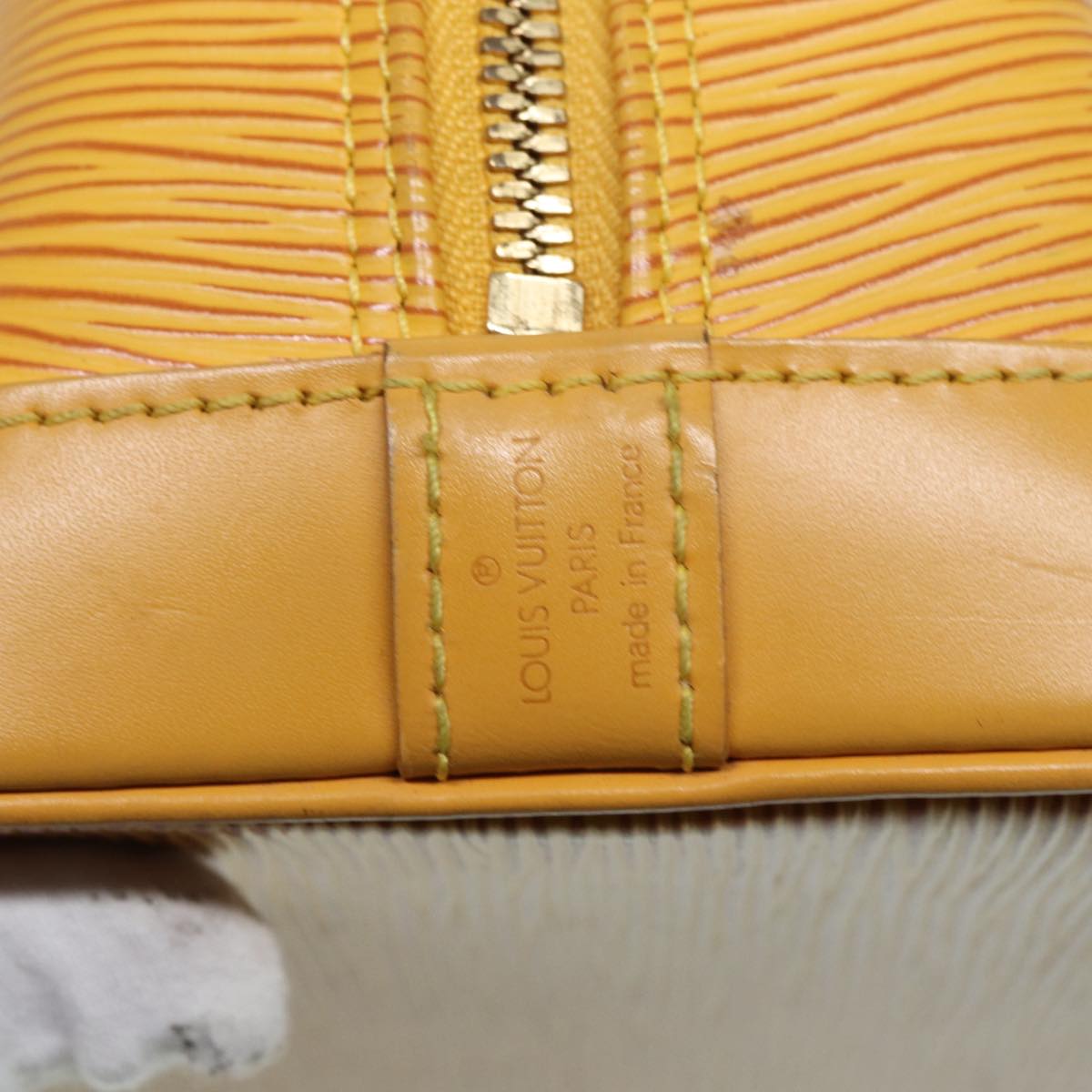 Louis Vuitton Alma, Yellow, Leather, handbag