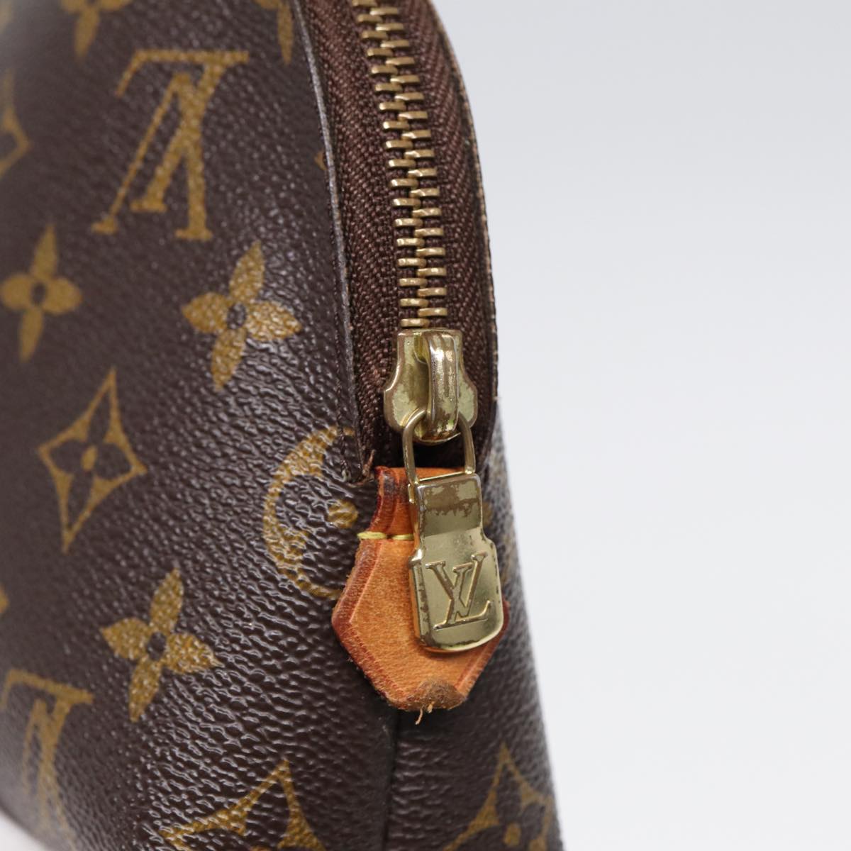 Louis Vuitton Cosmetic Pouch, Brown, Canvas, clutch