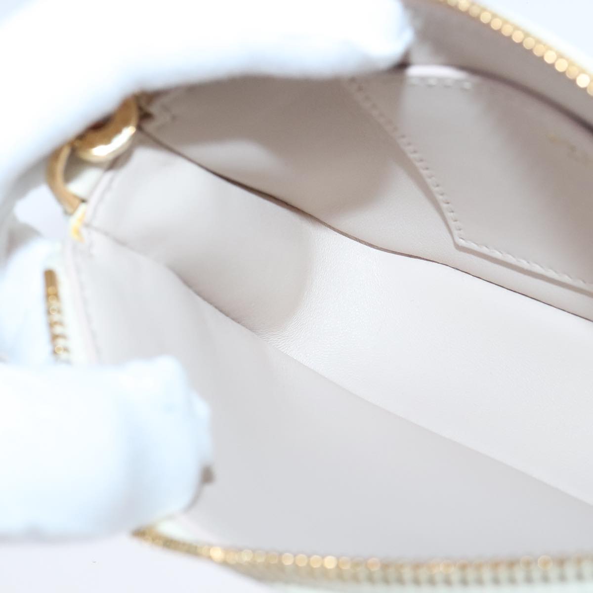 Bulgari Serpenti, White, Leather, handbag