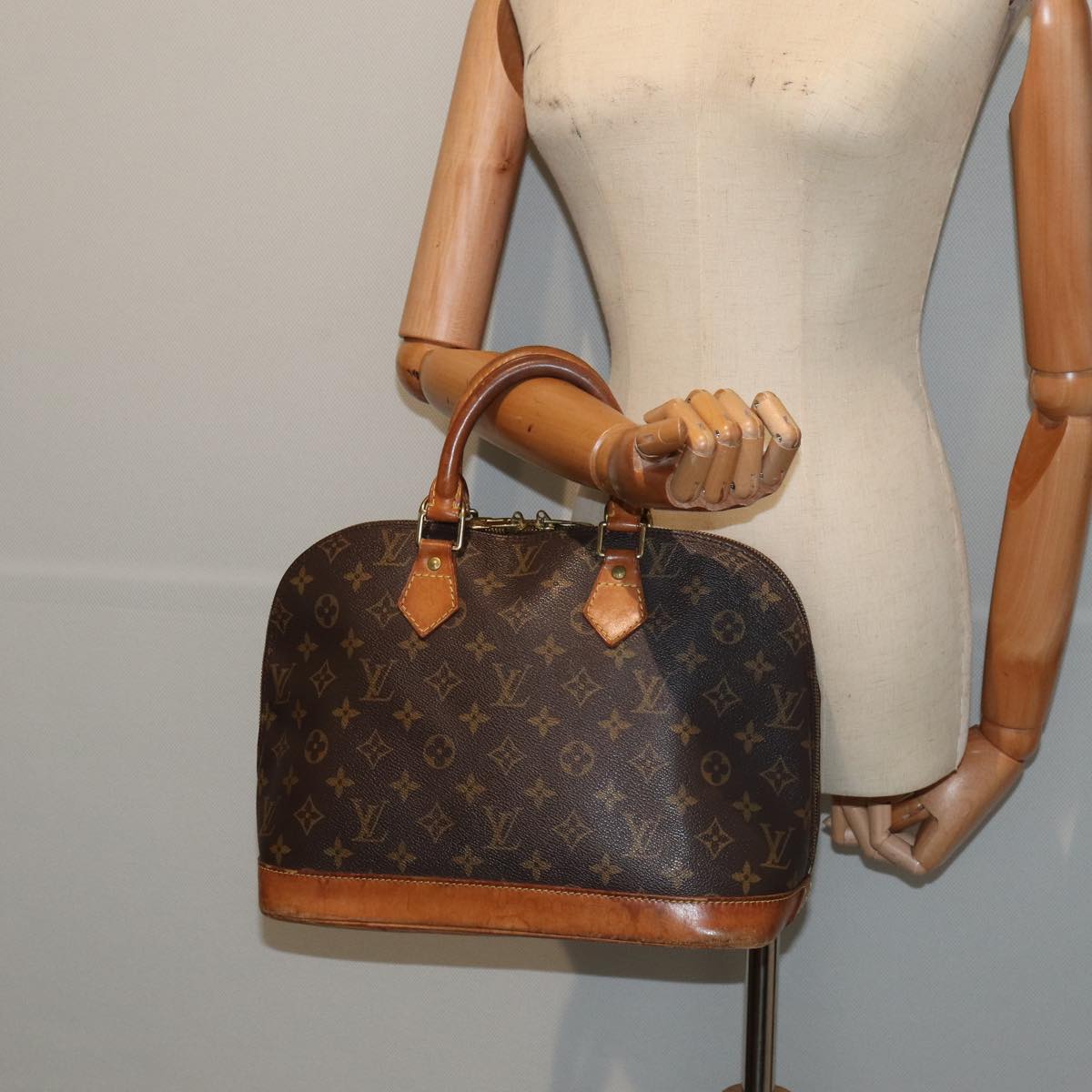 Louis Vuitton Alma, Brown, Canvas, handbag