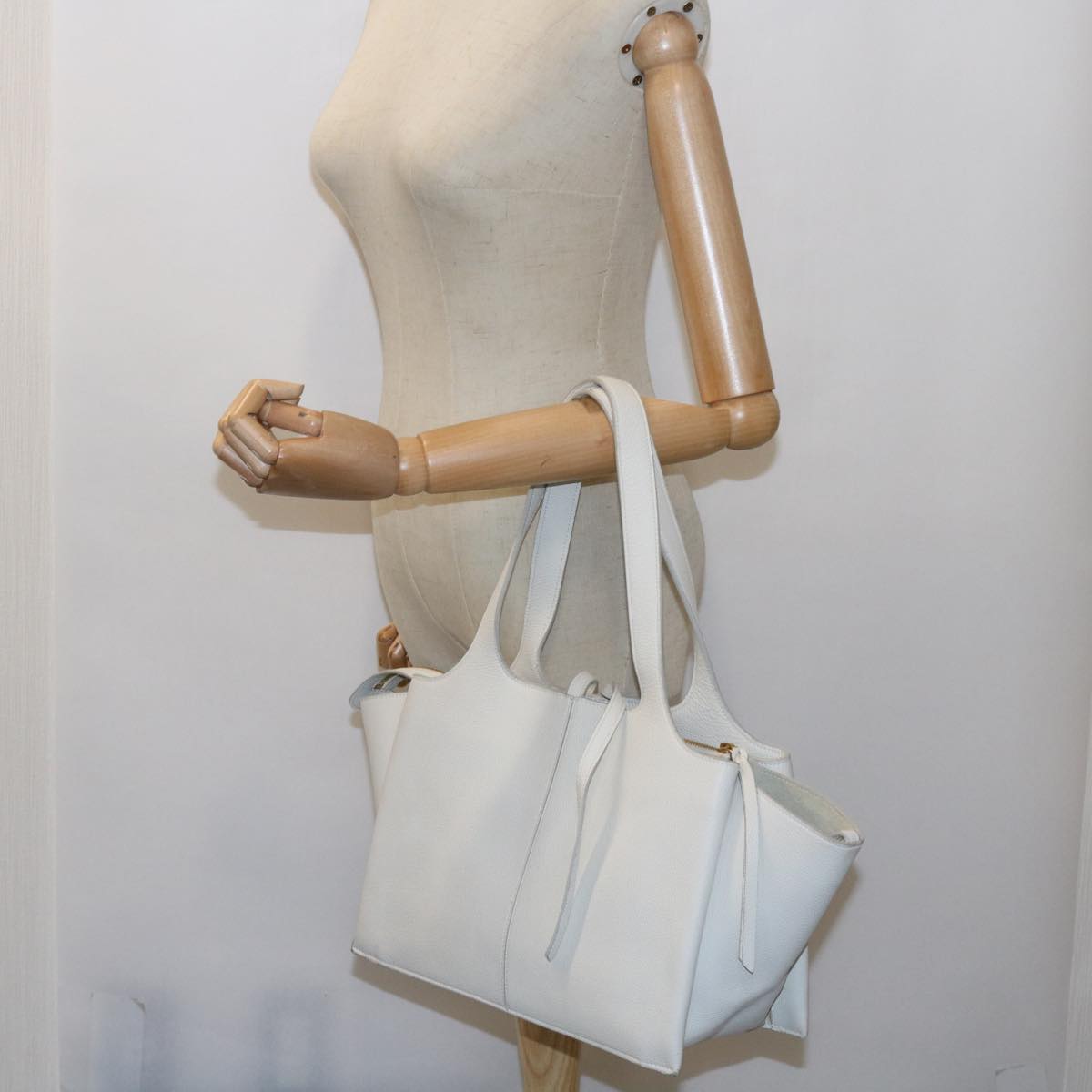 Céline, White, Leather, shoulder