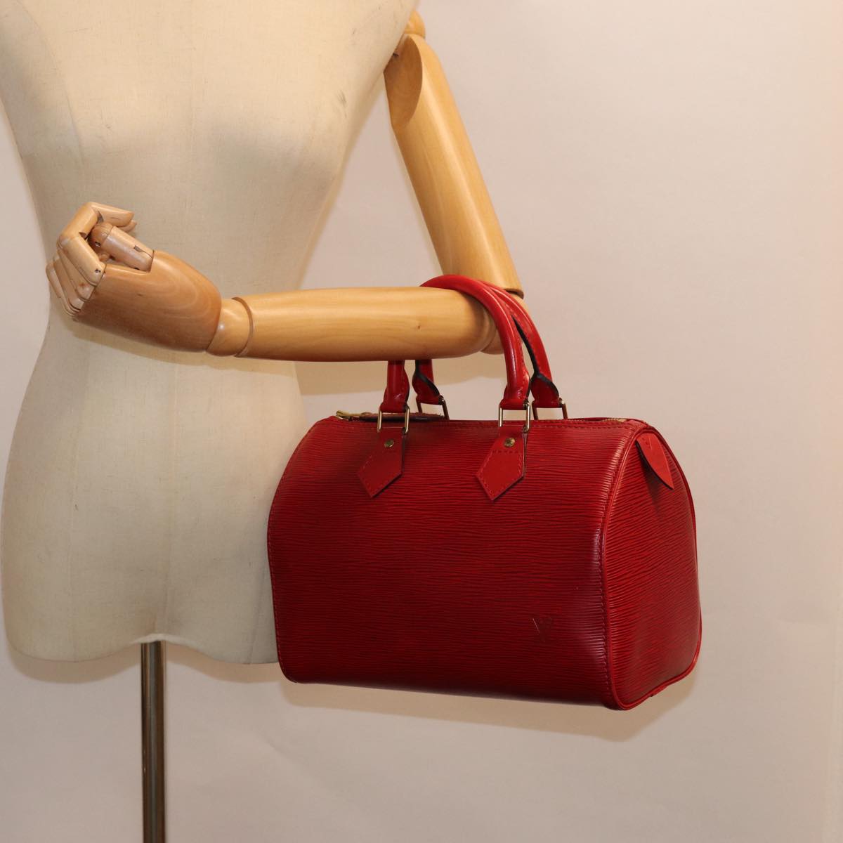 Louis Vuitton Speedy 25, Red, Leather, handbag