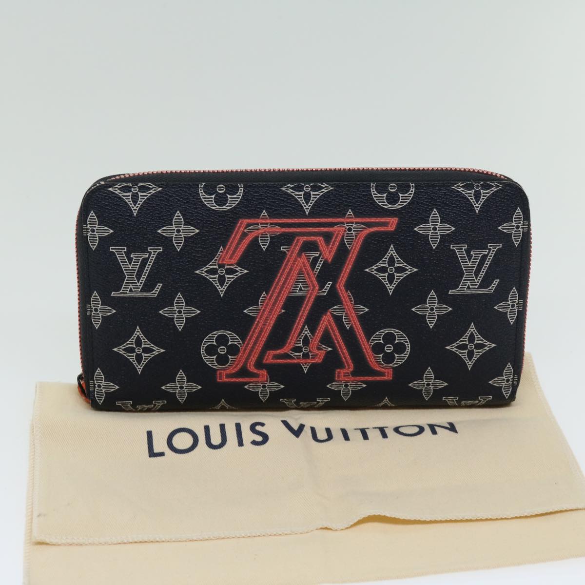 Louis Vuitton Zippy organizer, Black, Canvas, wallet