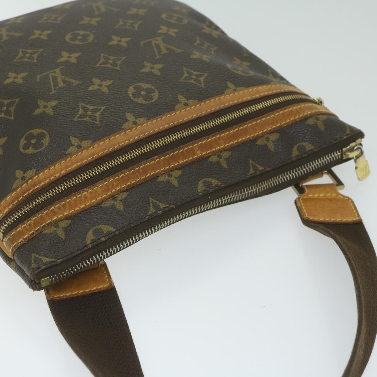 Louis Vuitton Bosphore, Brown, Canvas, shoulder