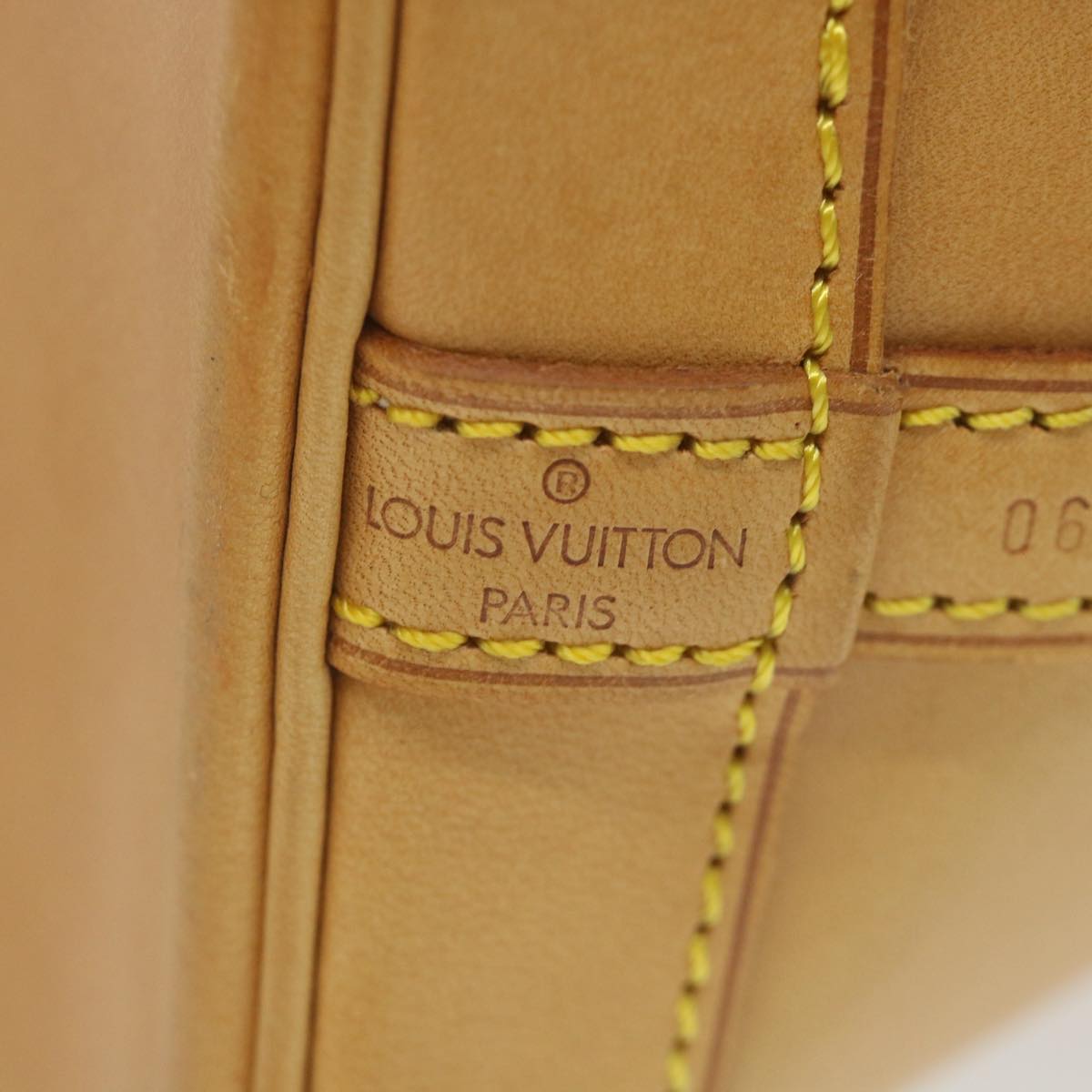 Louis Vuitton Noe, Beige, Leather, handbag