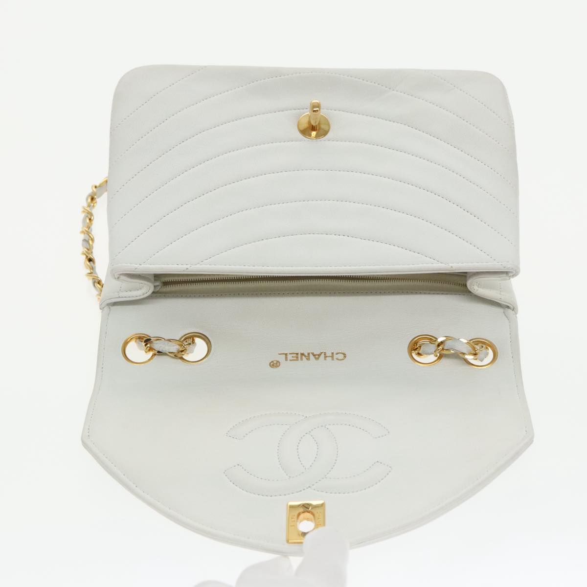 Chanel Demi Lune, White, Leather, shoulder