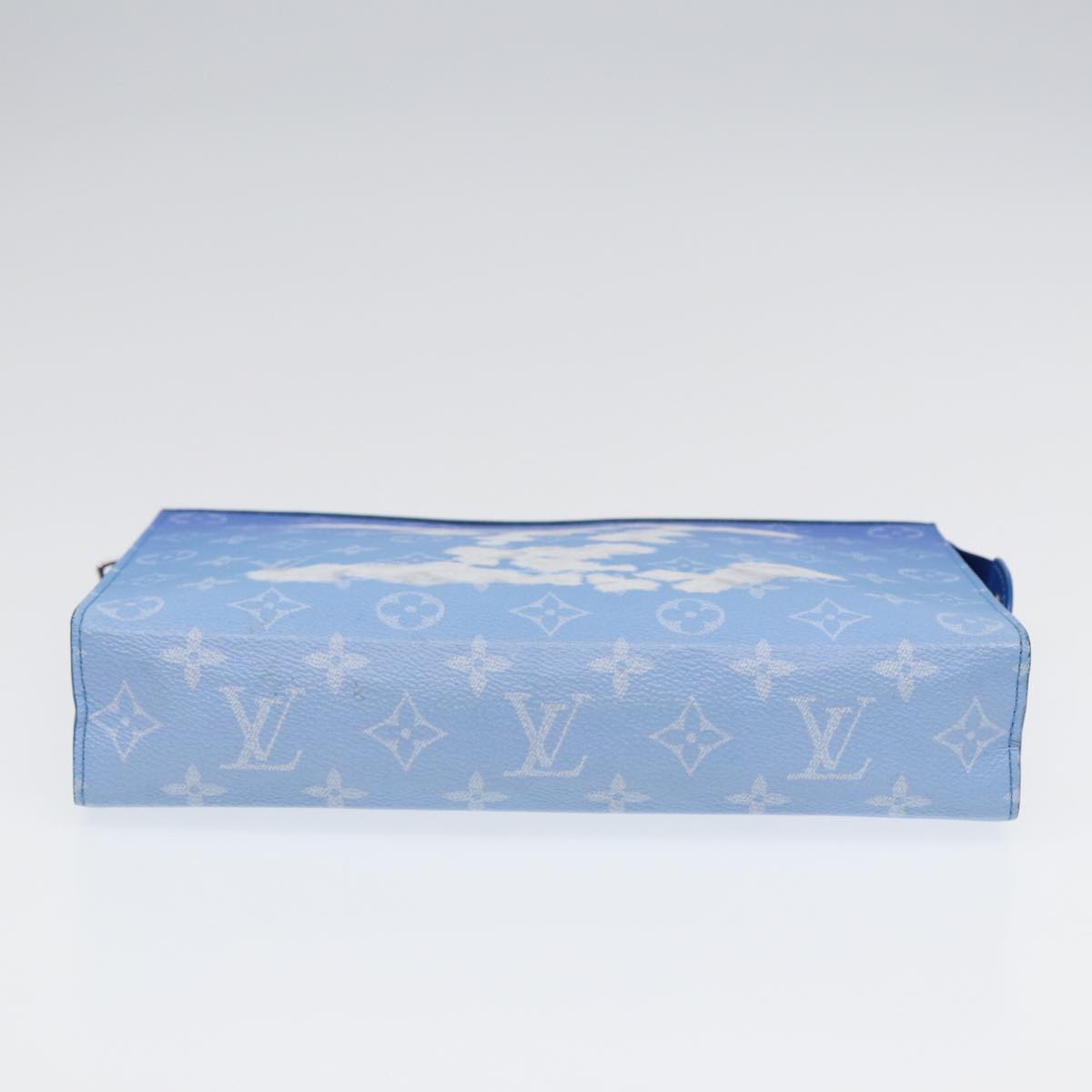 Louis Vuitton Pochette voyage, Blue, Canvas, clutch