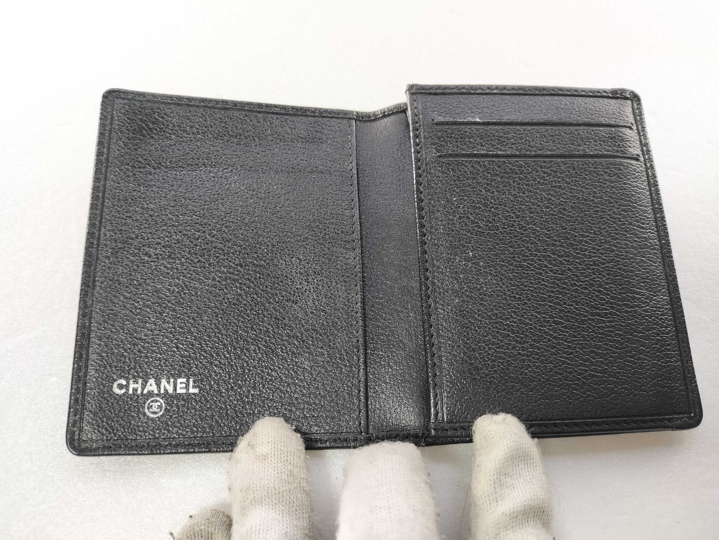 Chanel Camellia Card Case Studded Camellia Lambskin, Black, Calfskin, Card Holder