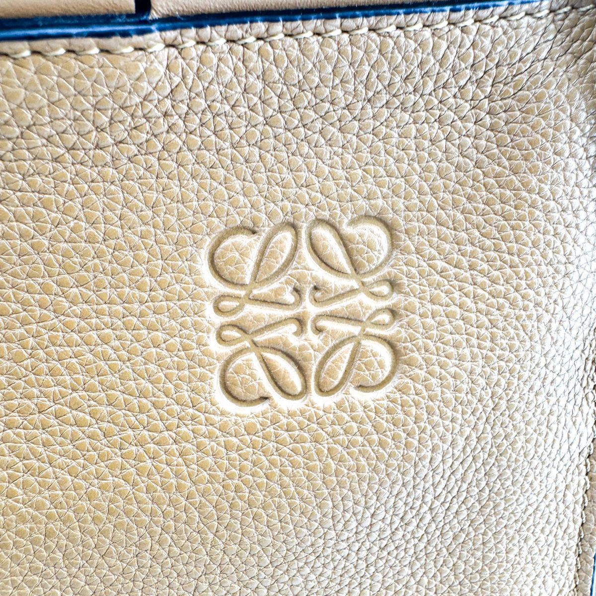 Loewe Cushion Leather, Brown, Leather, Tote Bag