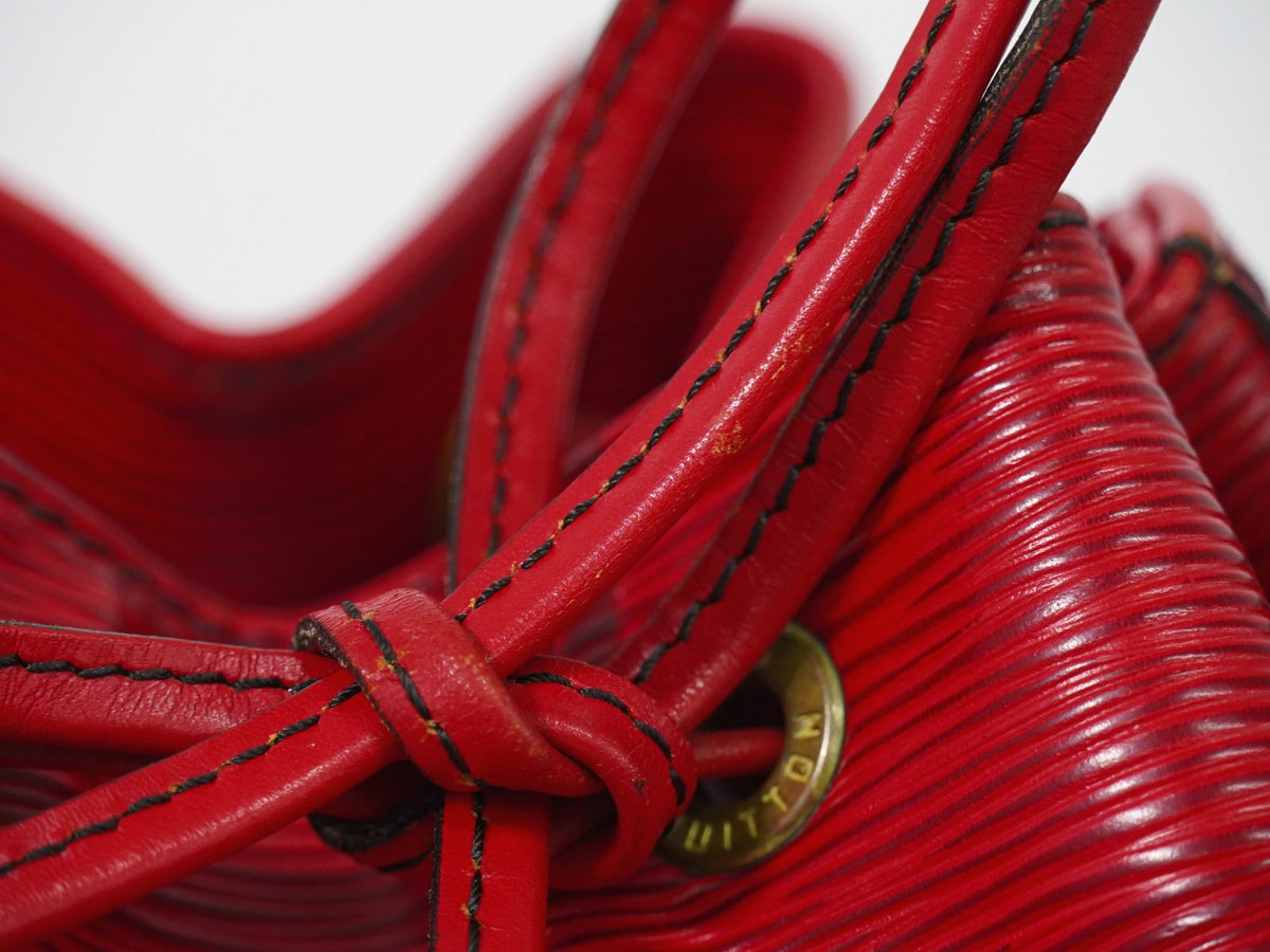 Louis Vuitton Petit Noe Epi Leather, Red, Leather, Handbag