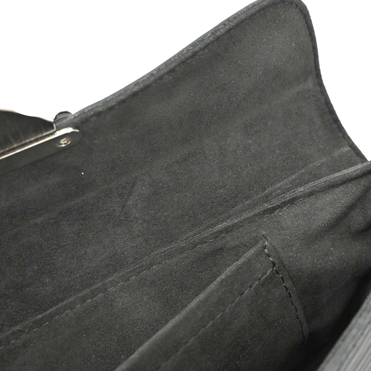 Louis Vuitton Montaigne Epi, Black, Leather, Handbag