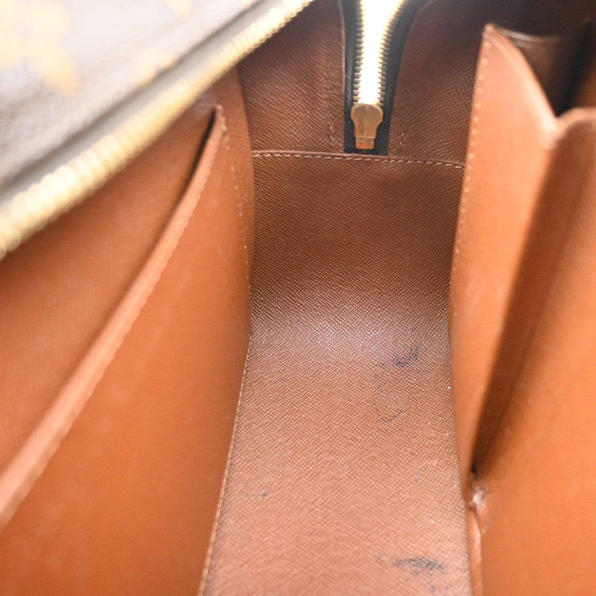 Louis Vuitton Cite Monogram Canvas, Brown, Canvas, Handbag
