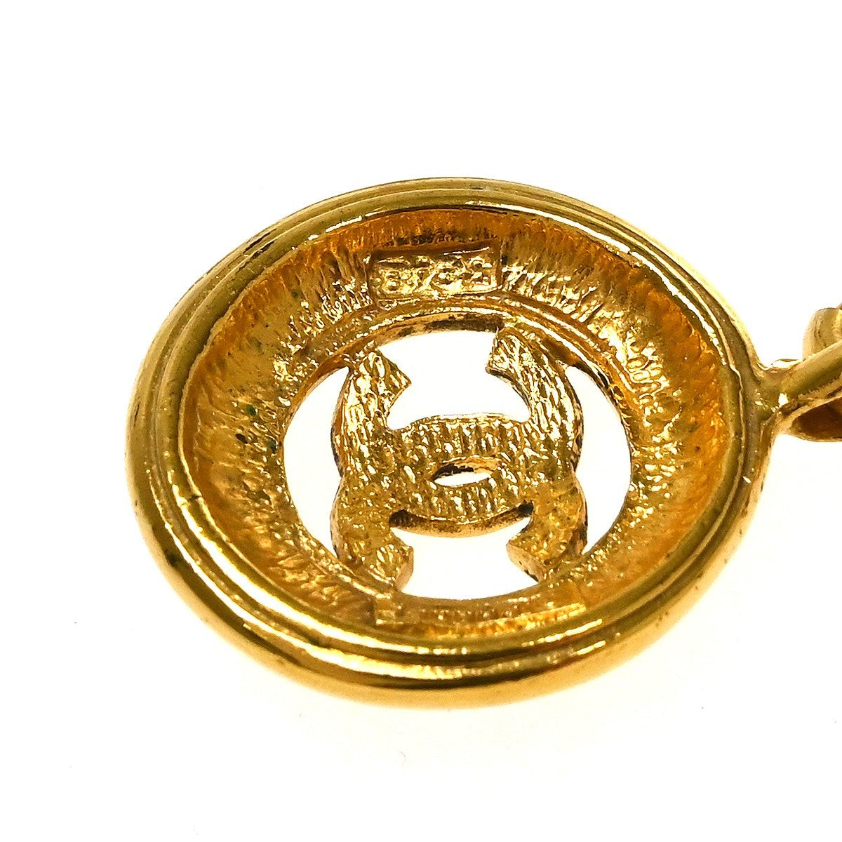 Chanel Vintage Round Medallion Pendant Metal, Gold, Gold Plated, Necklace