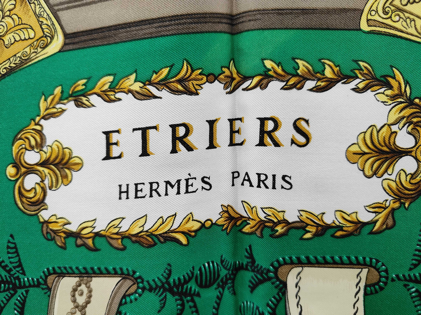 Hermes Carré 90 Silk multicolor, Multicolour, Silk, Scarf