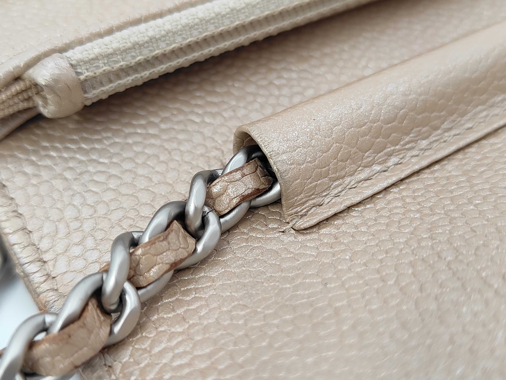 Chanel Wallet on Chain Quilted Iridescent Caviar, Gold, Leather, Wallet