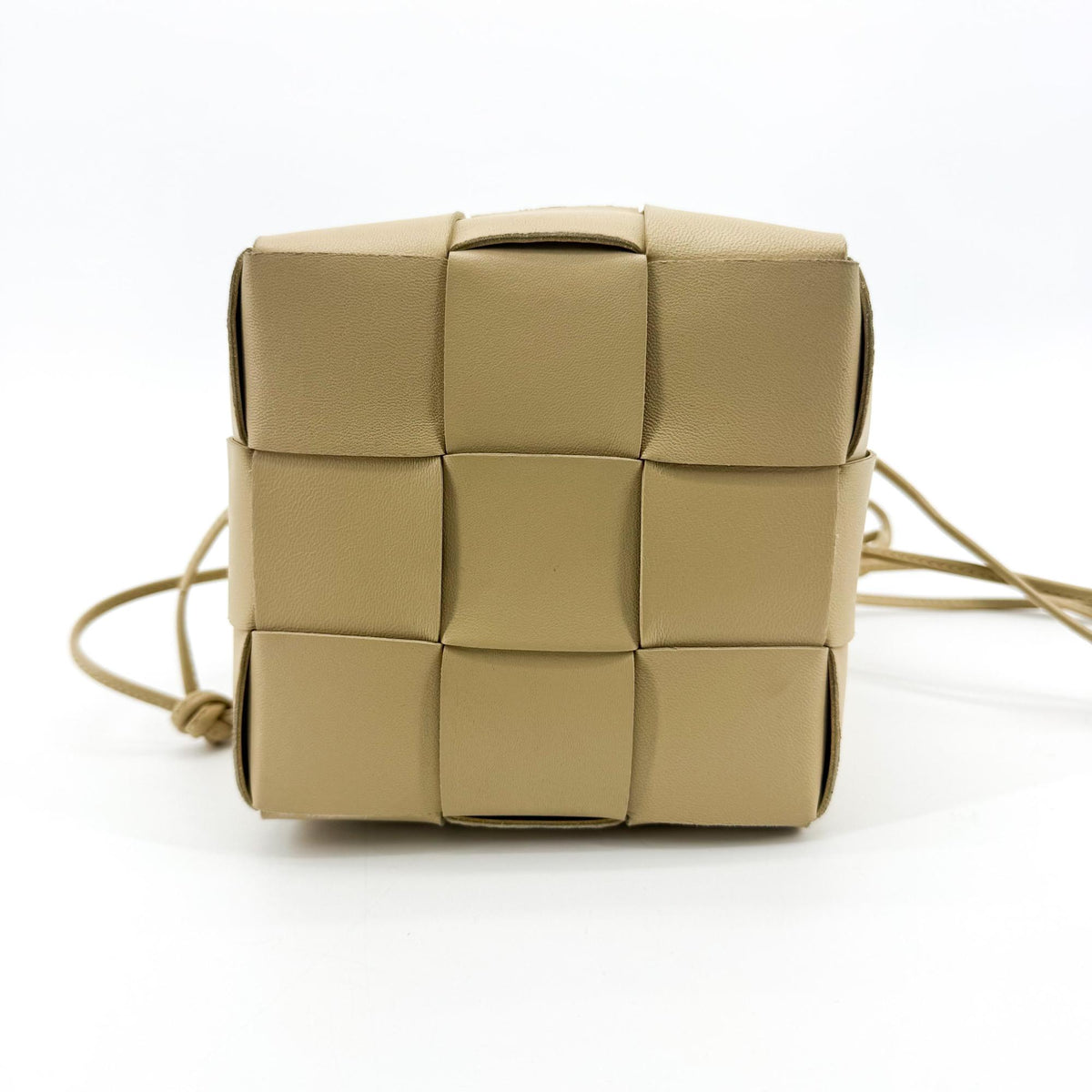 Bottega Veneta Cassette Leather, Beige, Leather, Shoulder Bag
