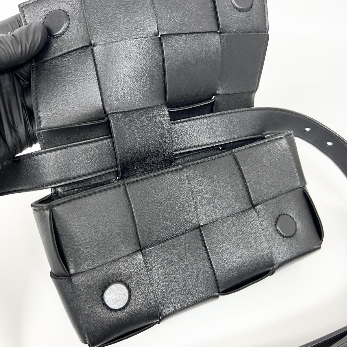 Bottega Veneta Cassette Belt Maxi Intrecciato Leather, Black, Leather, Clutch