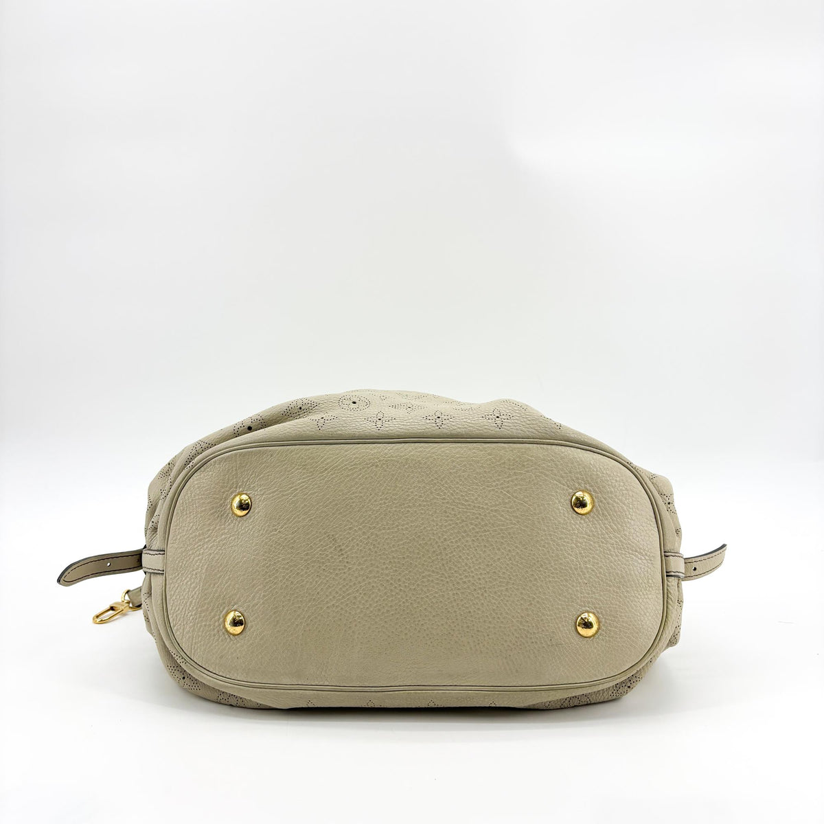 Louis Vuitton L Hobo Mahina Leather, Beige, Leather, Shoulder Bag