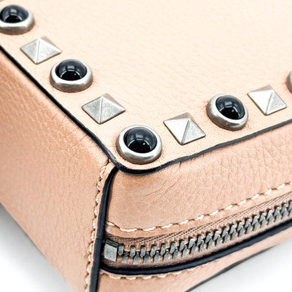 Valentino Garavani Rockstud Chain Camera Leather, Brown, Leather, Crossbody Bag