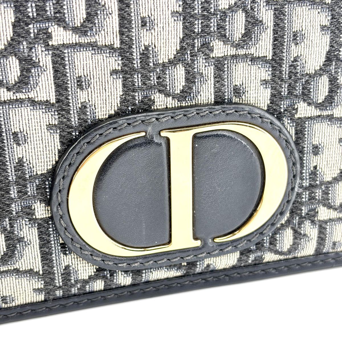 Christian Dior 30 Montaigne 2-in-1 Oblique Canvas, Beige, Canvas, Clutch
