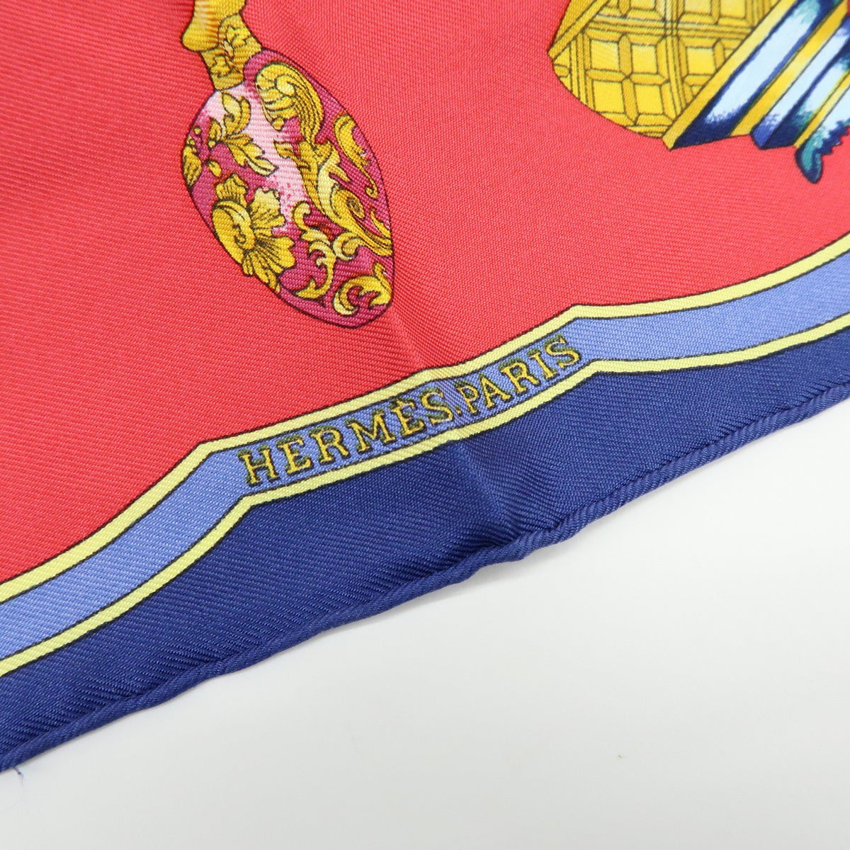 Hermes Carré 45 Les Capucines 100% Silk, Red, Silk, Scarf