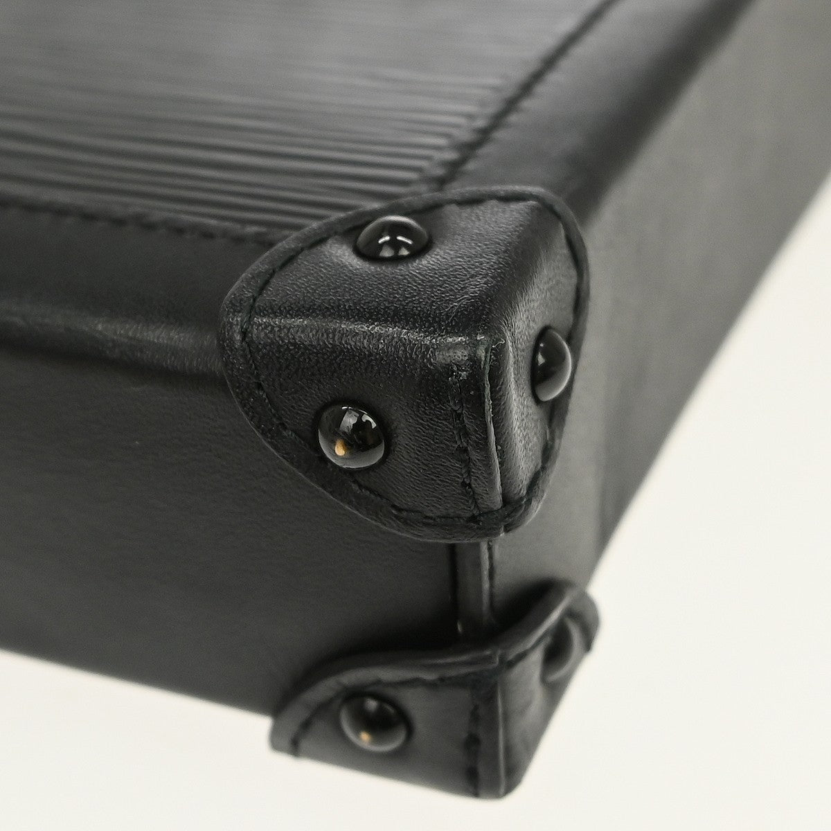 Louis Vuitton Vertical Trunk Pochette Epi Leather, Black, Leather, Clutch