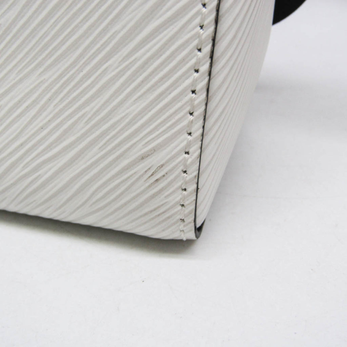 Louis Vuitton Twist Epi Leather, White, Leather, Handbag