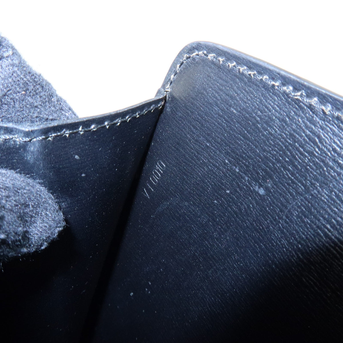 Louis Vuitton Capucines Epi Leather, Black, Leather, Handbag